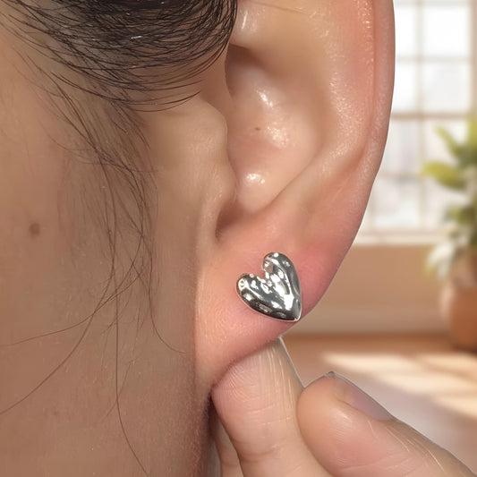 Love. S925 Sterling Silver Hammered Heart Earrings.