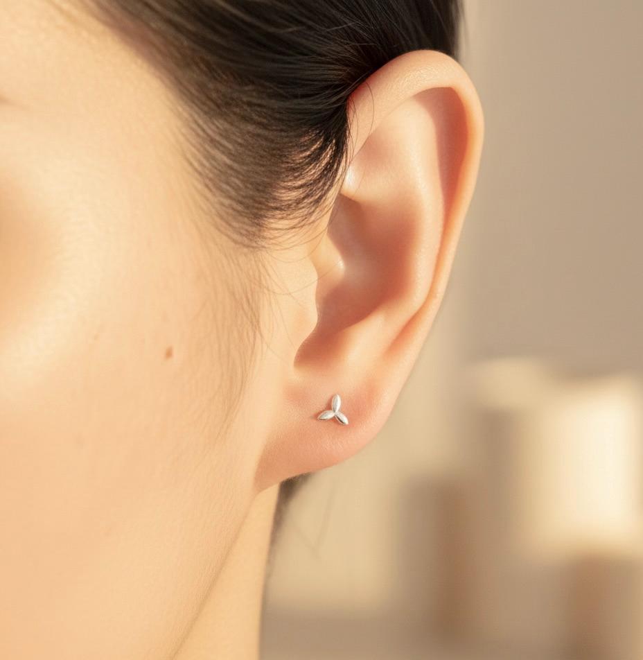 S925 Sterling Silver, Asymmetric Leaf Earrings - Nature Inspired Jewelry