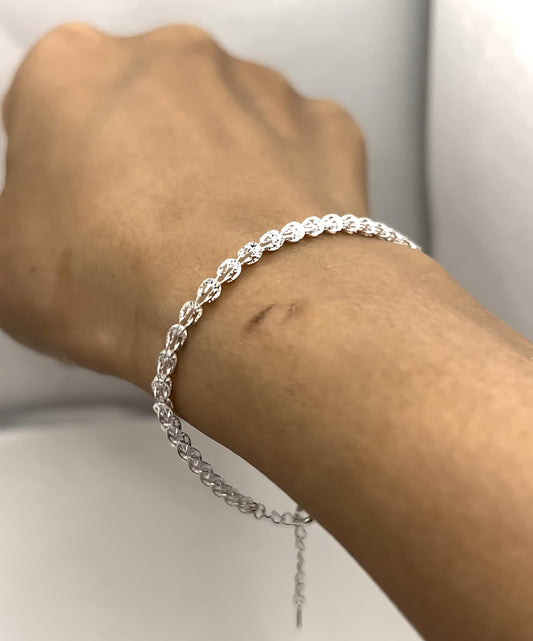 Micro Engraved Sterling Silver Scale Bracelet, Sparkling Textured Link Chain, Lightweight Elegant Shimmer