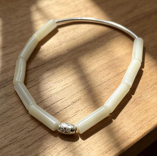 Australia Mother of Pearl Sterling Silver Stretch Bracelet | Ethereal Ocean Jewelry 18cm